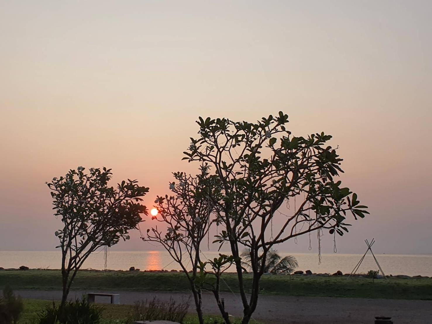 The Beach Resort & Residence - Sha Plus Pathiu Esterno foto